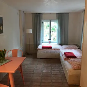 https://appartement-dusseldorf-nahe-universitat.dusseldorf-hotel.net
